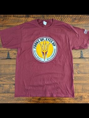 Arizona State Sun Devils Mens Size Large Maroon Shirt "Forks Up Eyes Up" New
